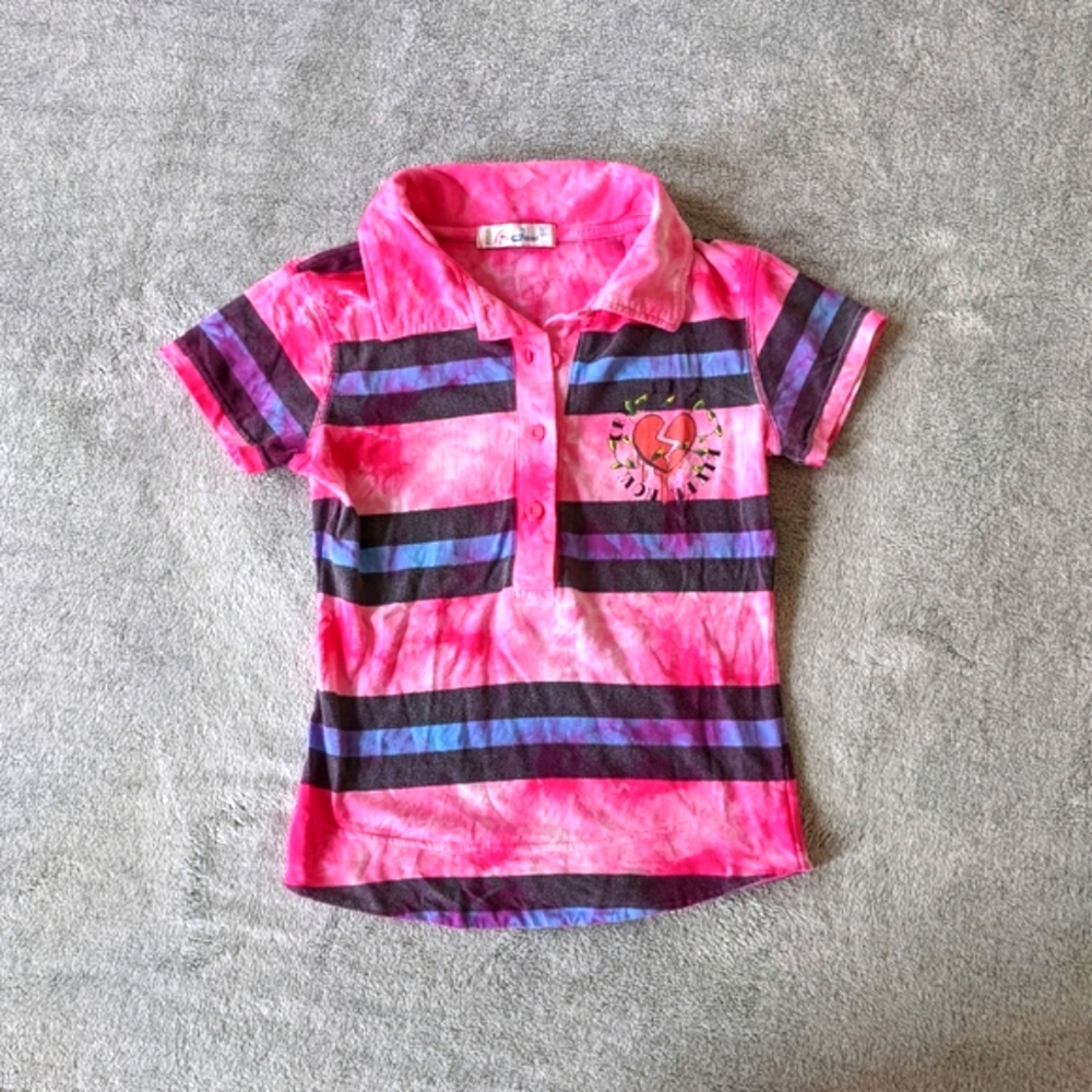 EUC Short sleeve buttoned t-shirt